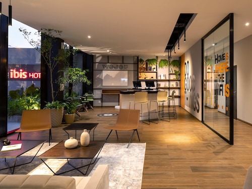 Ibis Santa Cruz DE LA Sierra