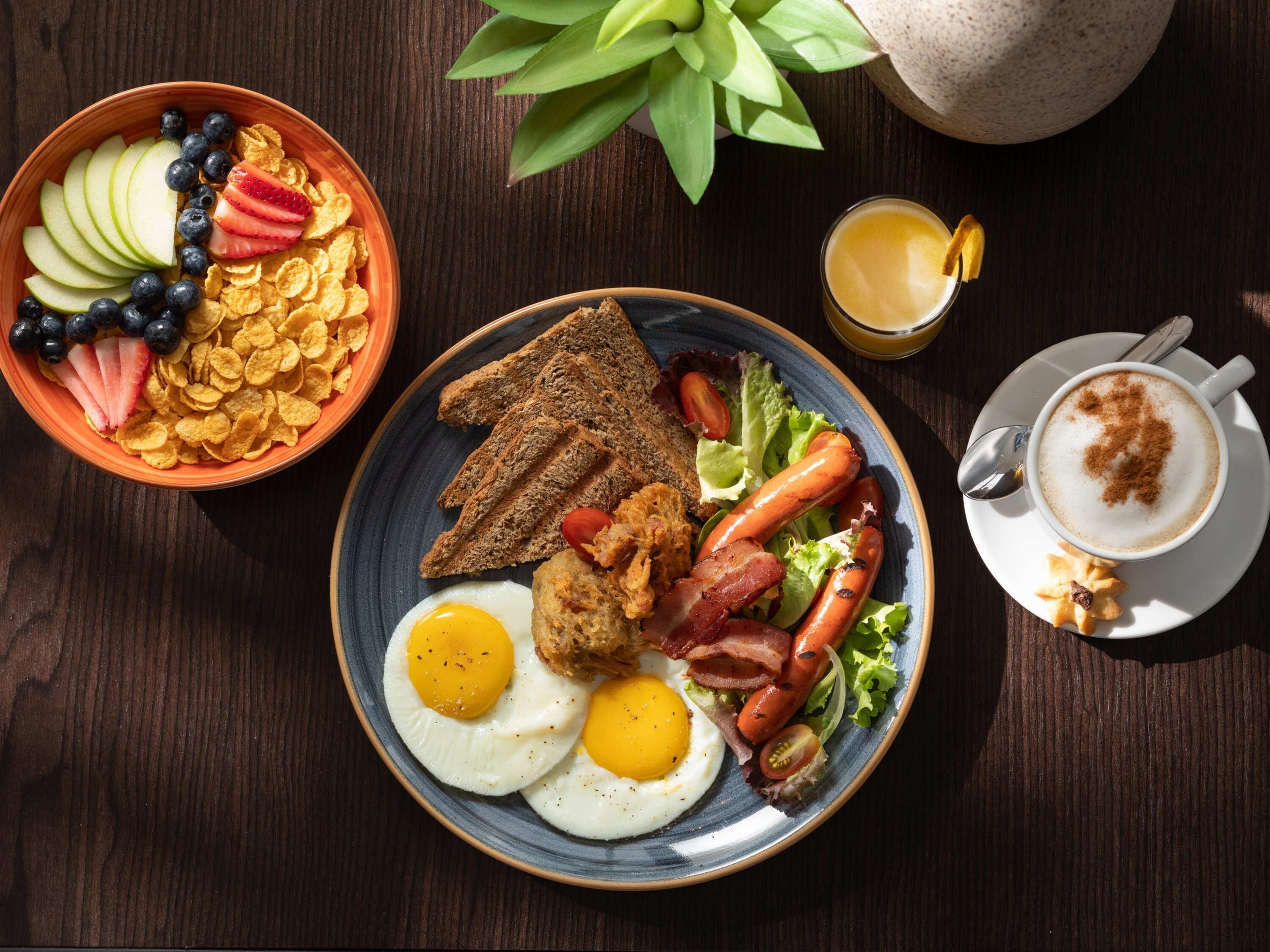 Café da manhã com buffet todos os dias (BOB 70 por pessoa) 