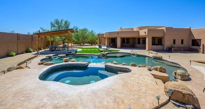 Casa Sonoran 3 Bedroom Home by RedAwning