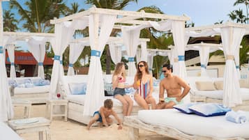 Apartment, 1 Queen Bed with Sofa bed | Pool | Outdoor pool