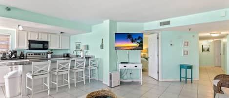 Coffee/tea maker, fridge, microwave, oven