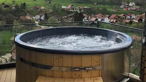 Utendørs boblebad