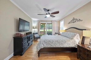 4 Schlafzimmer, Bügeleisen/Bügelbrett, kostenloses WLAN, Bettwäsche