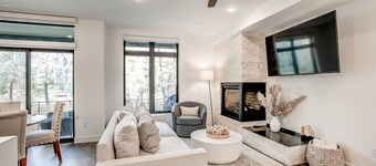 River West Ptarmigan Peak Condo: Upscale Riverfront Retreat