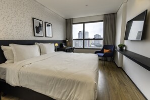 Premium Smart Room - 1 Cama Casal | 迷你吧、房內夾萬、遮光窗簾/窗簾、免費 Wi-Fi