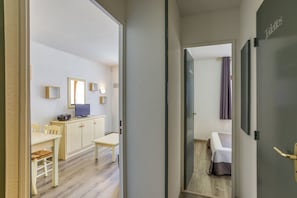 1 quarto