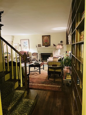 Interior - Cottage In The Village Of Sewickley (Sewickley)