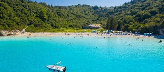 Niki Studio Tria - One Bedroom Apartment, Sleeps 4