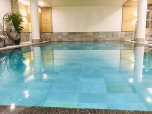 Piscine couverte, piscine chauffée