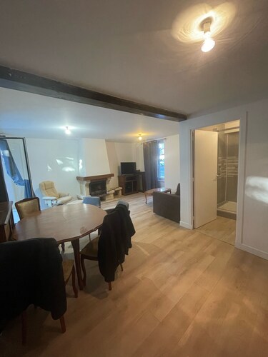 LIKEHOME - Grande maison conviviale pour groupe proche PARIS