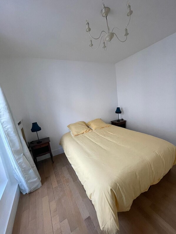 5 bedrooms