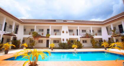 2-BEDROOM SERVICED LUXURY APARTMENT IN TAKORADI