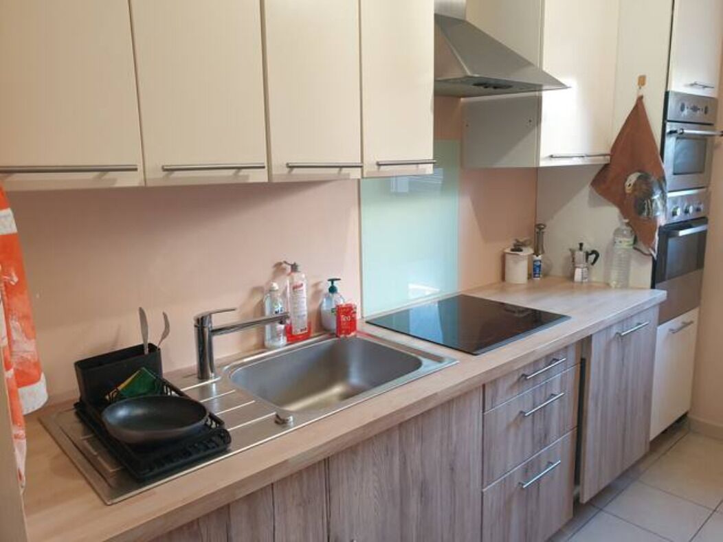 Kylskåp, mikrovågsugn, ugn och spishäll