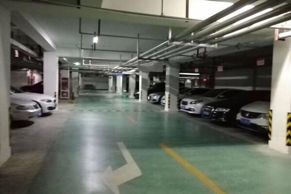 Free self parking - Bailandi Boutique Hotel (Kunshan)