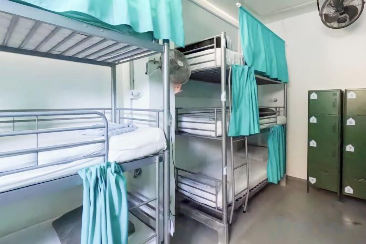 Chambres insonorisées, Wi-Fi gratuit, draps fournis