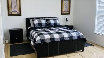 3 dormitoris, planxa i posts de planxar, Internet i roba de llit