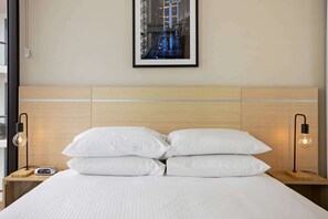1 chambre, fer et planche Ă repasser, Wi-Fi, draps fournis