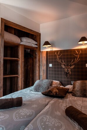 2 habitaciones, wifi gratis y ropa de cama 