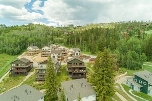 Exterior - Elevated Mountain Retreat—Private, Spacious, Minutes from Adventure (Fraser)