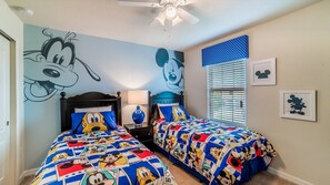 7 bedrooms, desk, iron/ironing board, free WiFi