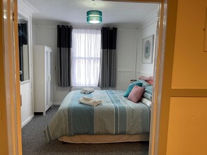 1 bedroom, iron/ironing board, travel cot, free WiFi