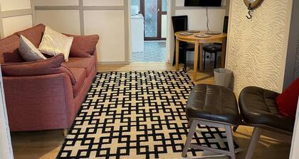 "The Eastbourne" Pet Friendly Seafront Apartment