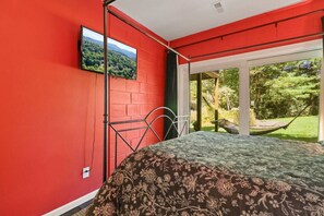 4 室のベッドルーム、アイロン / アイロン台、旅行用ベビーベッド、WiFi (無料)