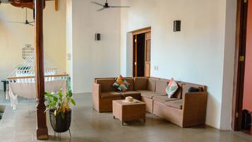 Maison mitoyenne Classique | Coin séjour