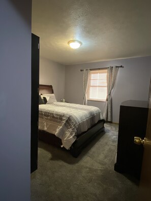 3 chambres, bureau, Wi-Fi gratuit