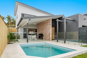 Outdoor pool - Stylish 4 bedroom house with pool (Lennox Head)