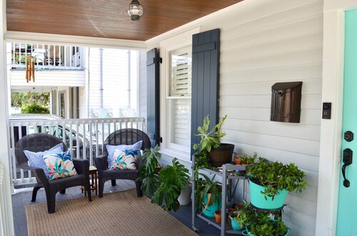 Walkable to Downtown DeLand & Stetson University - Beach 30-45 Minute Drive