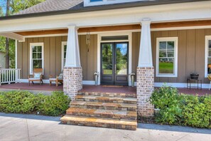 تفاصيل الفندق من الخارج