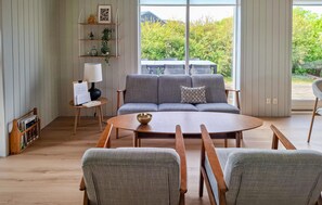Interior - Amazing home in Glesborg with kitchen (Glesborg)