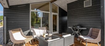 Amazing home in Glesborg with kitchen