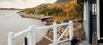 Awesome home in Laukvik with kitchen