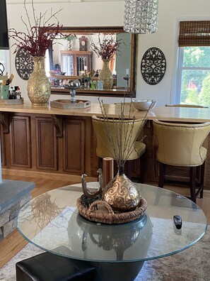 Interior - Brand New Listing! Modern cottage, wine country, spectacular countryside views (Lovettesville)