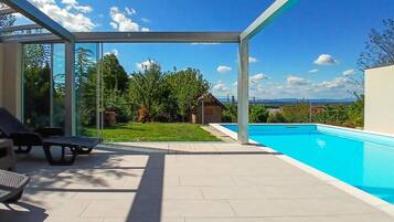 Piscina externa
