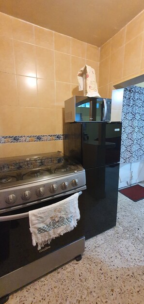 Kühlschrank, Mikrowelle