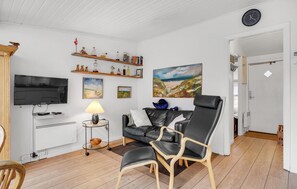TV - Awesome home in Vejers Strand with WiFi (Vejers Strand)