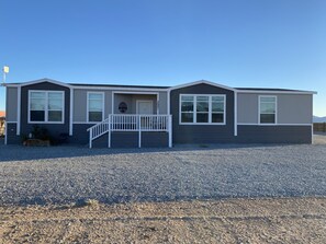 Exterior - 10 acre Farm, for dirtbikes, near Death Valley, front site, casinos and wineries (Pahrump)