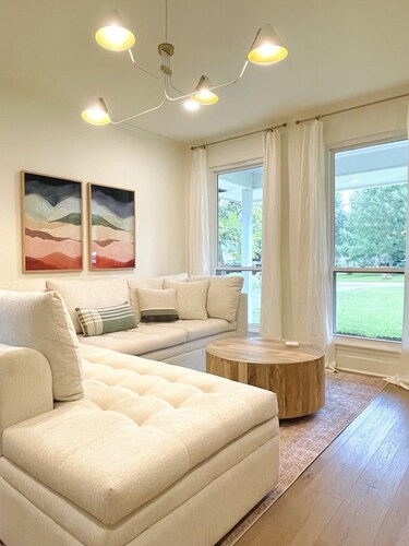 ❤️2.2 MilesToLSU•2 Desks•WasherDryer•AC🤿Pool•FencedYardPatio📺SmartTV❤️