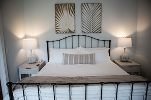 3 habitaciones, escritorio, tabla de planchar con plancha y wifi gratis 