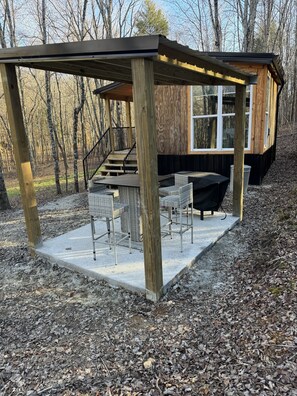 تناول الطعام بالخارج