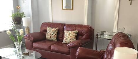 TV connectée, médiathèque, chaîne hi-fi