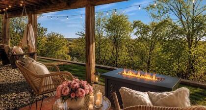 Romantic Retreat, Hot Tub, Firepit