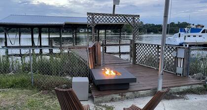 ''By the river '' 2 homes 16 guests pool table game room private deck