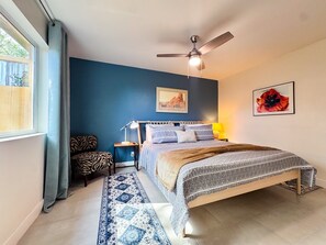 1 habitación, tabla de planchar con plancha, wifi gratis y ropa de cama 