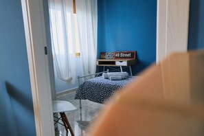 3 bedrooms, desk, iron/ironing board, free WiFi