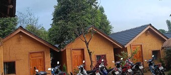 Hong Thu Homestay & bungalow Ha Giang