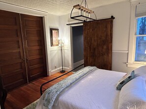 4 Schlafzimmer, Bügeleisen/Bügelbrett, Reisekinderbett, kostenloses WLAN